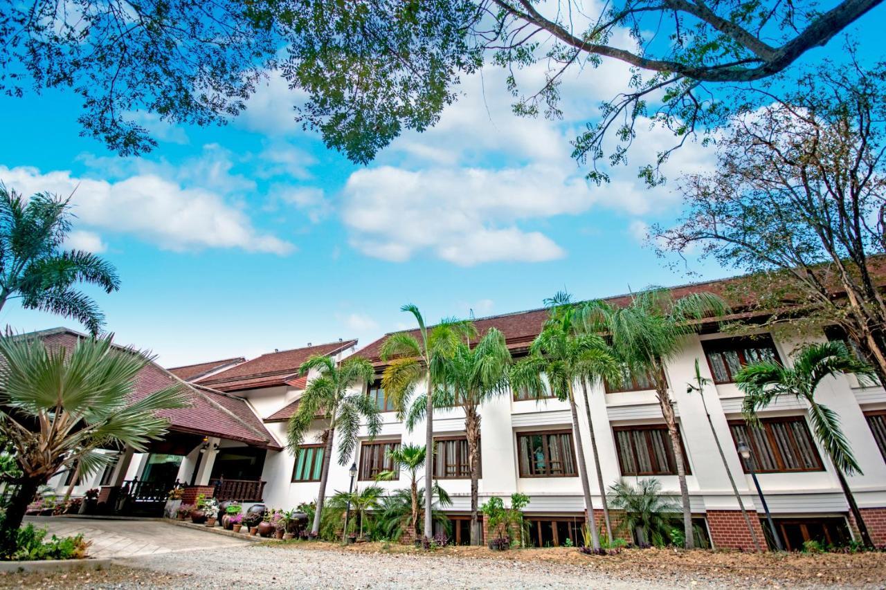 Tak Andaman Resort & Hotel Екстериор снимка