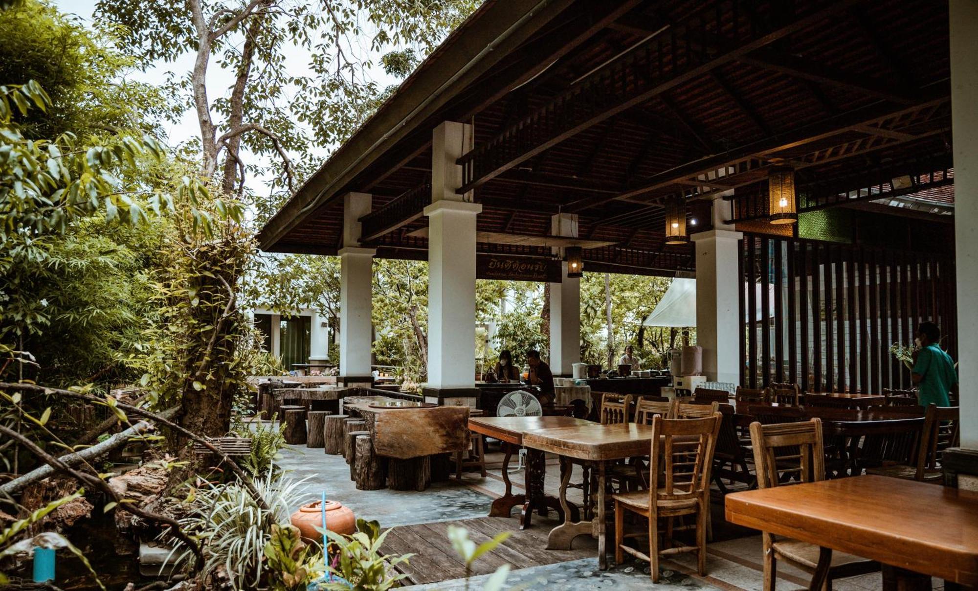 Tak Andaman Resort & Hotel Екстериор снимка
