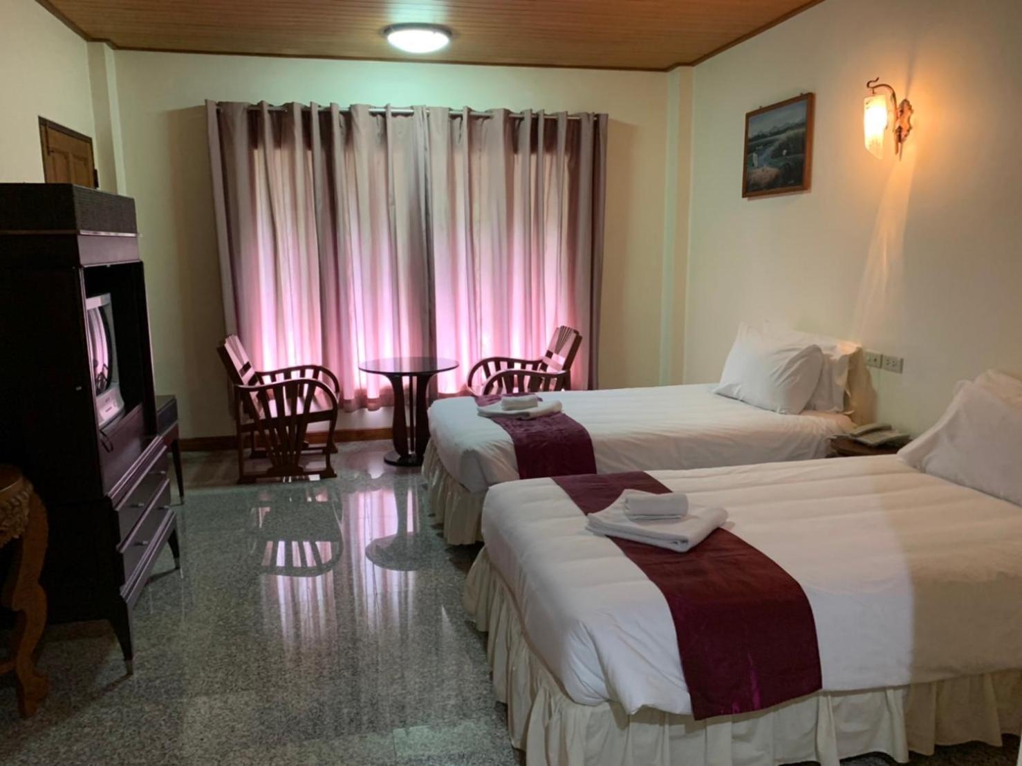 Tak Andaman Resort & Hotel Екстериор снимка