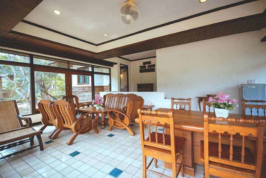 Tak Andaman Resort & Hotel Екстериор снимка