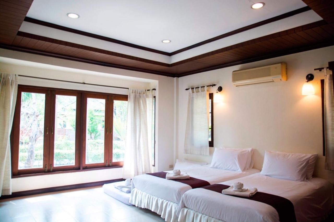 Tak Andaman Resort & Hotel Екстериор снимка