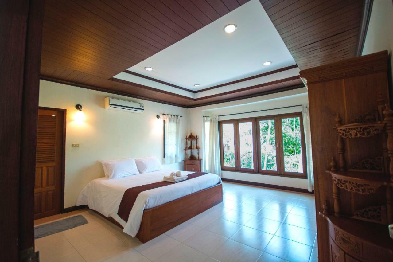 Tak Andaman Resort & Hotel Екстериор снимка